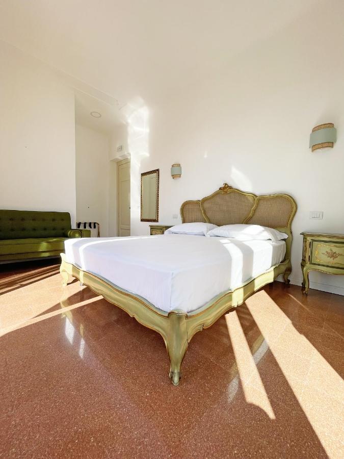 Isola - Smart Aparthotel Messina Exterior photo